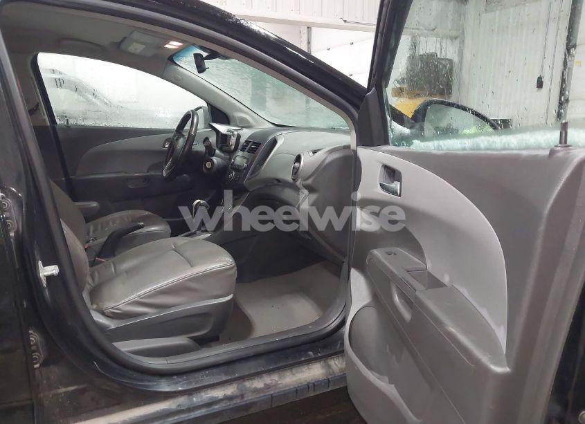 Photo 5 of 2012 Chevrolet Sonic 2LZ (VIN 1G1JE5SH0C4175506)