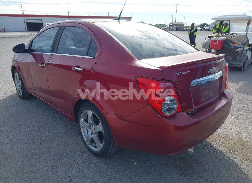 Photo 3 of 2013 Chevrolet Sonic LTZ AUTO (VIN 1G1JE5SH0D4146847)
