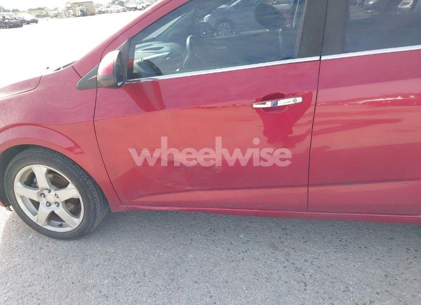 Photo 6 of 2013 Chevrolet Sonic LTZ AUTO (VIN 1G1JE5SH0D4146847)