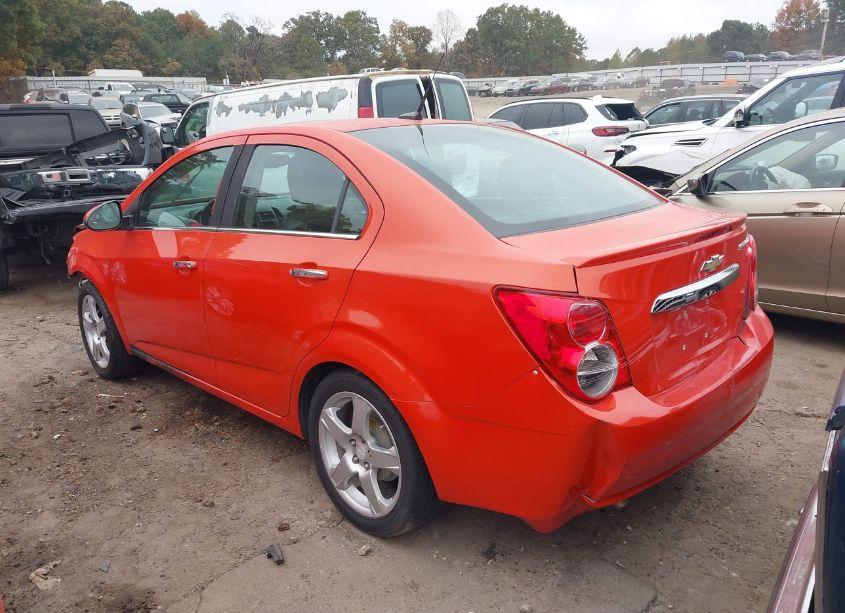 Photo 3 of 2013 Chevrolet Sonic LTZ AUTO (VIN 1G1JE5SH6D4154533)