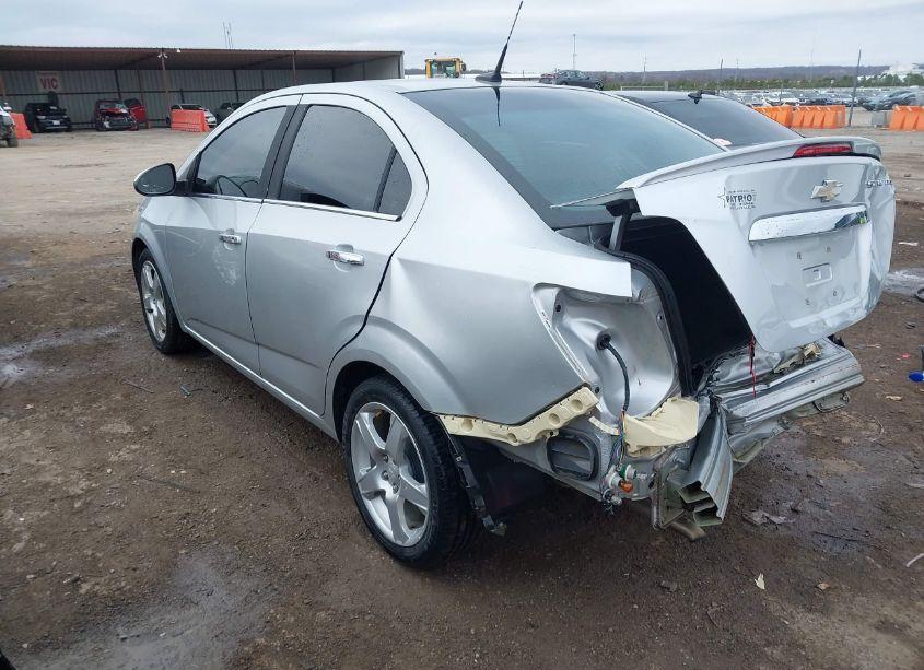 Photo 3 of 2013 Chevrolet Sonic LTZ AUTO (VIN 1G1JE5SH9D4105374)