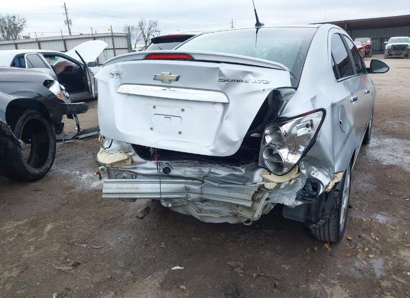 Photo 6 of 2013 Chevrolet Sonic LTZ AUTO (VIN 1G1JE5SH9D4105374)