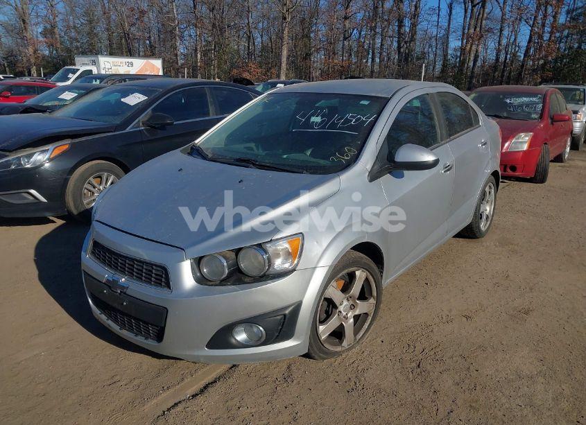 Photo 2 of 2013 Chevrolet Sonic LTZ AUTO (VIN 1G1JE5SH9D4126614)