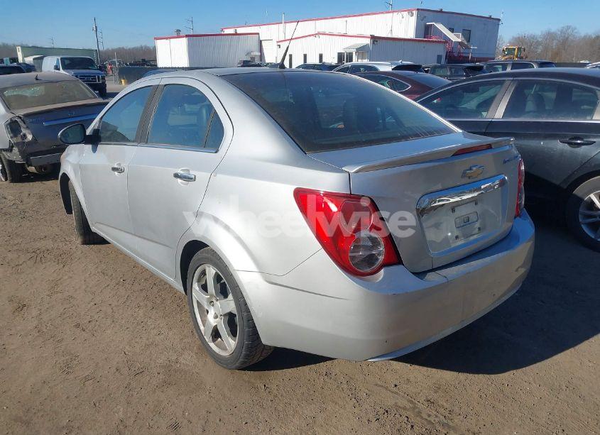 Photo 3 of 2013 Chevrolet Sonic LTZ AUTO (VIN 1G1JE5SH9D4126614)