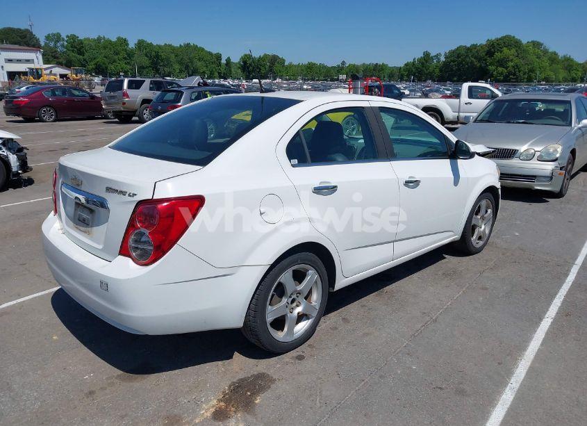 Photo 4 of 2014 Chevrolet Sonic LTZ AUTO (VIN 1G1JE5SH9E4113444)