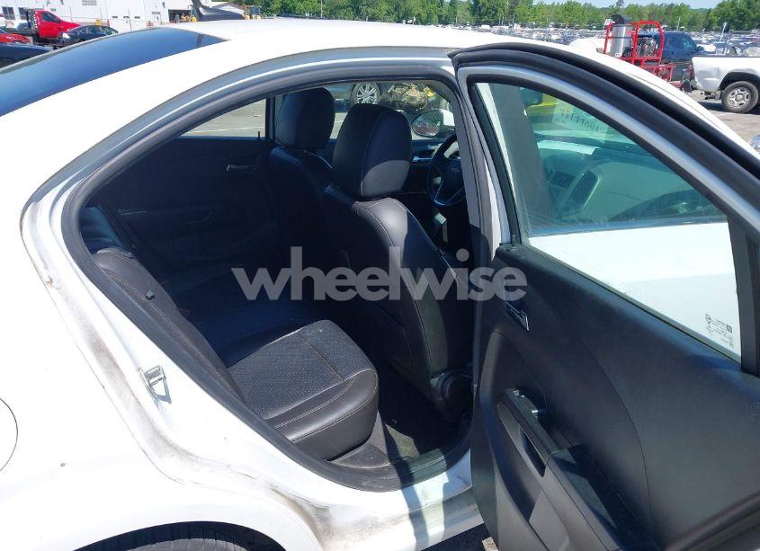 Photo 8 of 2014 Chevrolet Sonic LTZ AUTO (VIN 1G1JE5SH9E4113444)