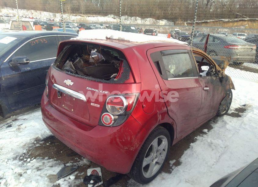 Photo 4 of 2014 Chevrolet Sonic LTZ AUTO (VIN 1G1JE6SB0E4114158)