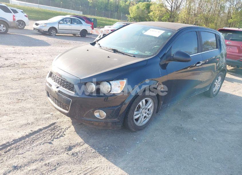 Photo 2 of 2014 Chevrolet Sonic LTZ AUTO (VIN 1G1JE6SB0E4129601)