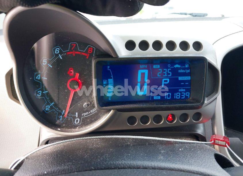 Photo 7 of 2014 Chevrolet Sonic LTZ AUTO (VIN 1G1JE6SB0E4189670)