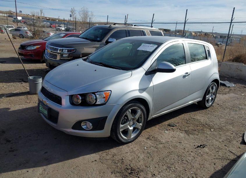 Photo 2 of 2014 Chevrolet Sonic LTZ AUTO (VIN 1G1JE6SB4E4114955)