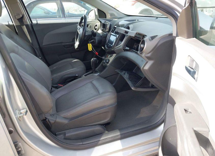 Photo 5 of 2014 Chevrolet Sonic LTZ AUTO (VIN 1G1JE6SB4E4114955)