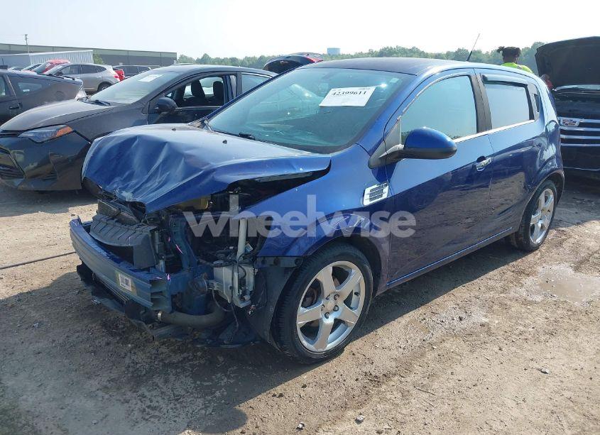 Photo 2 of 2014 Chevrolet Sonic LTZ AUTO (VIN 1G1JE6SB4E4226395)