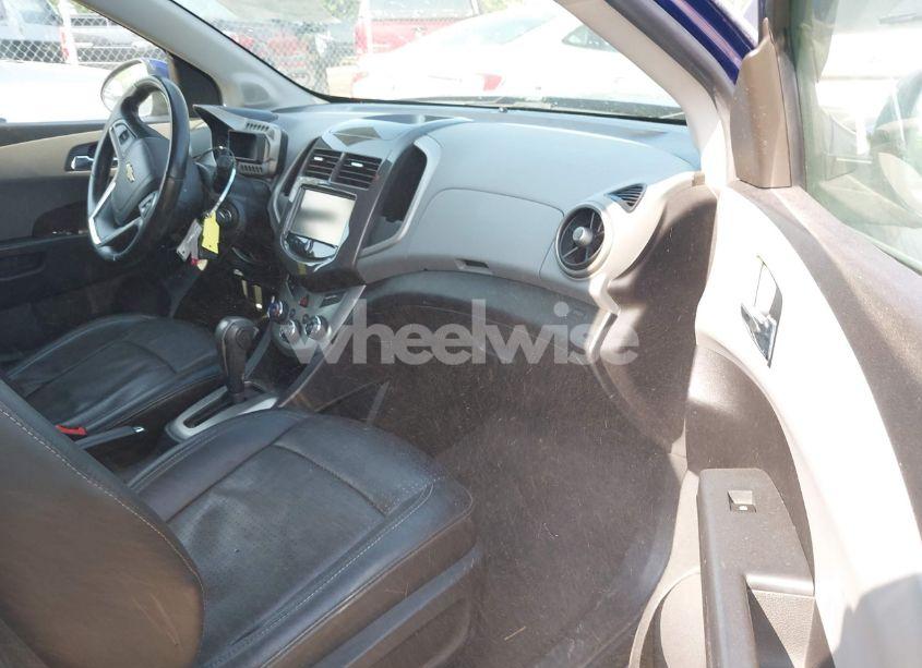 Photo 5 of 2014 Chevrolet Sonic LTZ AUTO (VIN 1G1JE6SB4E4226395)