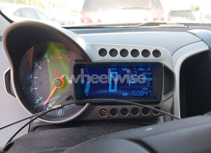 Photo 7 of 2014 Chevrolet Sonic LTZ AUTO (VIN 1G1JE6SB4E4226395)