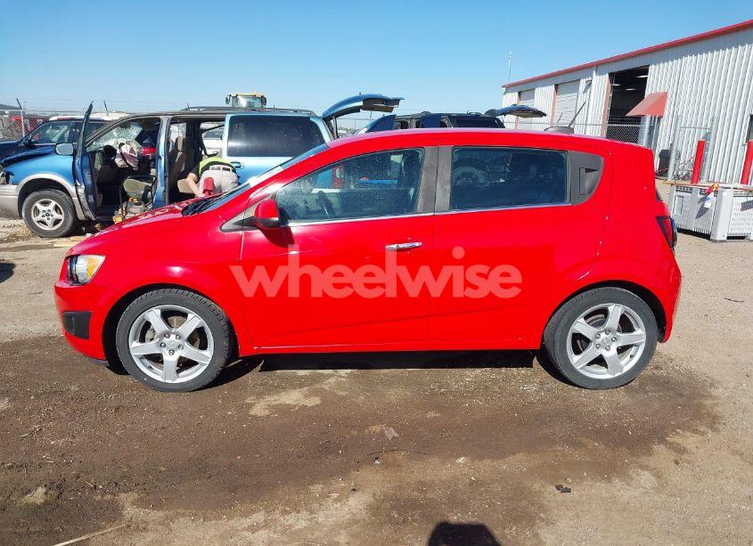 Photo 14 of 2015 Chevrolet Sonic LTZ AUTO (VIN 1G1JE6SB4F4144491)