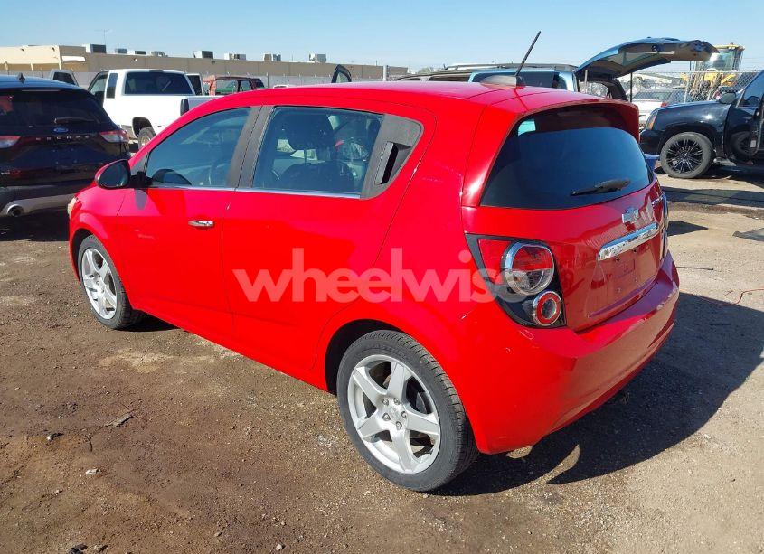 Photo 3 of 2015 Chevrolet Sonic LTZ AUTO (VIN 1G1JE6SB4F4144491)