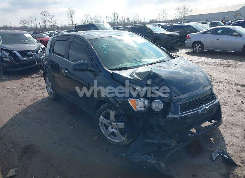 2013 Chevrolet Sonic LTZ AUTO (VIN 1G1JE6SB5D4158123) main photo