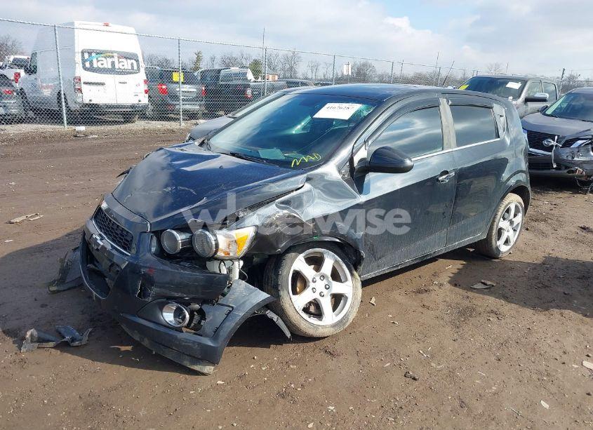 Photo 2 of 2013 Chevrolet Sonic LTZ AUTO (VIN 1G1JE6SB5D4158123)