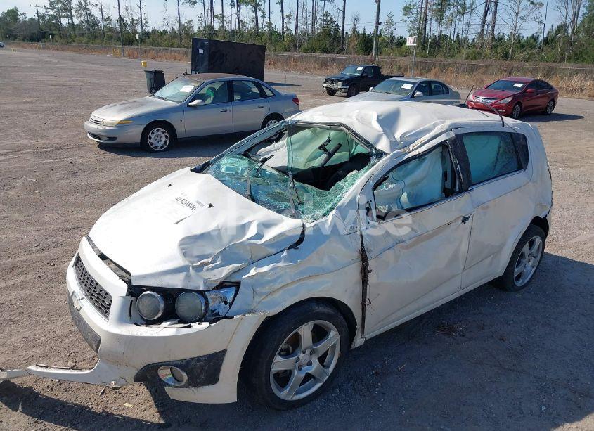 Photo 6 of 2015 Chevrolet Sonic LTZ AUTO (VIN 1G1JE6SB5F4102167)