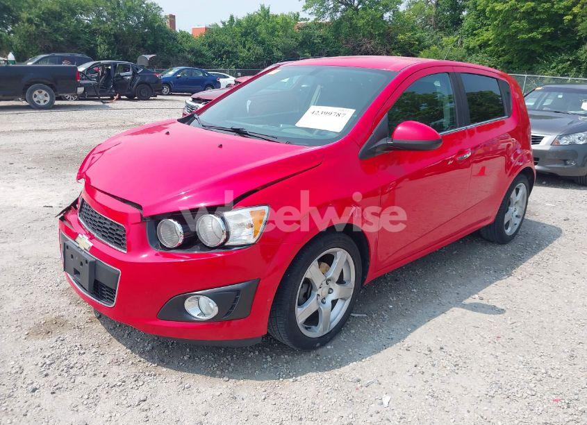 Photo 2 of 2015 Chevrolet Sonic LTZ AUTO (VIN 1G1JE6SB5F4161994)