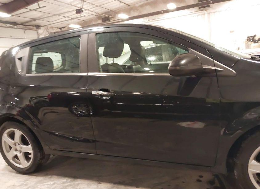 Photo 14 of 2015 Chevrolet Sonic LTZ AUTO (VIN 1G1JE6SB5F4198530)