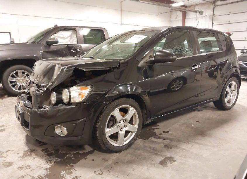 Photo 2 of 2015 Chevrolet Sonic LTZ AUTO (VIN 1G1JE6SB5F4198530)