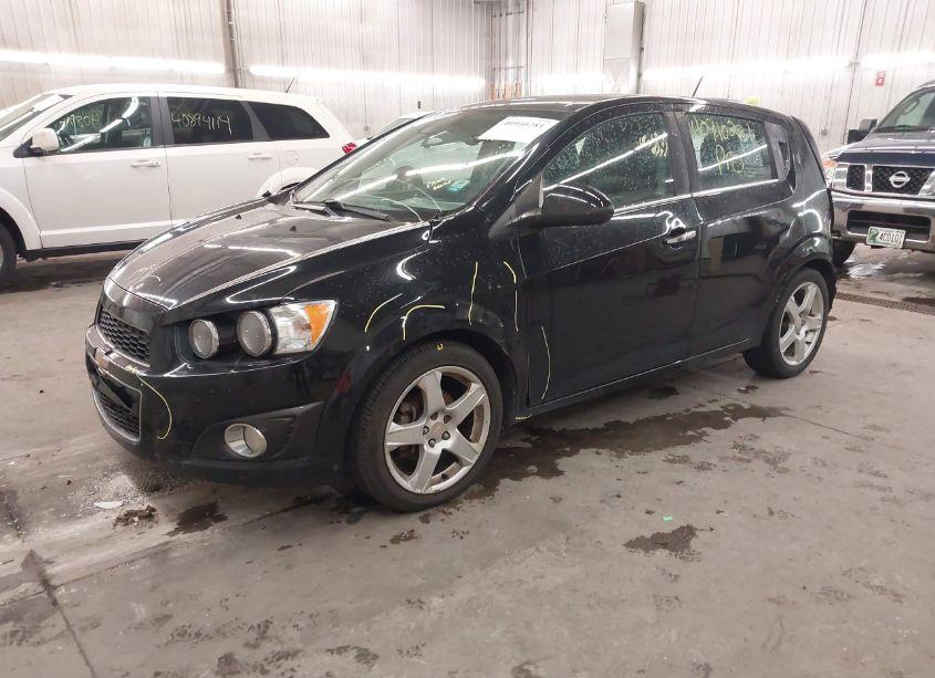 Photo 2 of 2016 Chevrolet Sonic LTZ AUTO (VIN 1G1JE6SB5G4159521)
