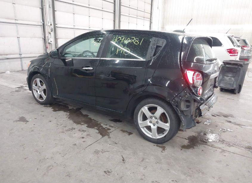 Photo 3 of 2016 Chevrolet Sonic LTZ AUTO (VIN 1G1JE6SB5G4159521)