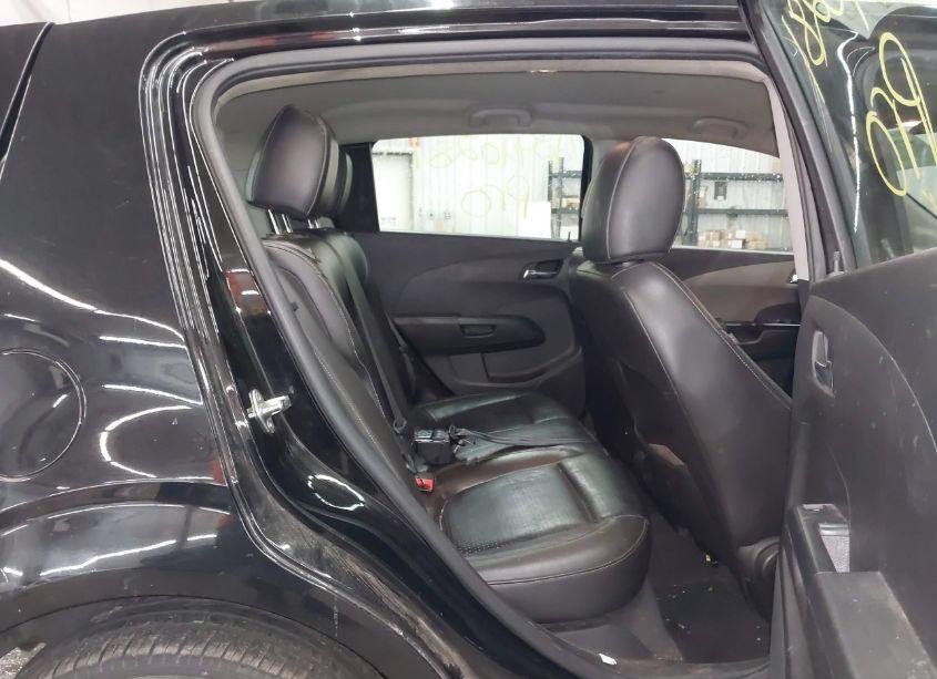 Photo 8 of 2016 Chevrolet Sonic LTZ AUTO (VIN 1G1JE6SB5G4159521)