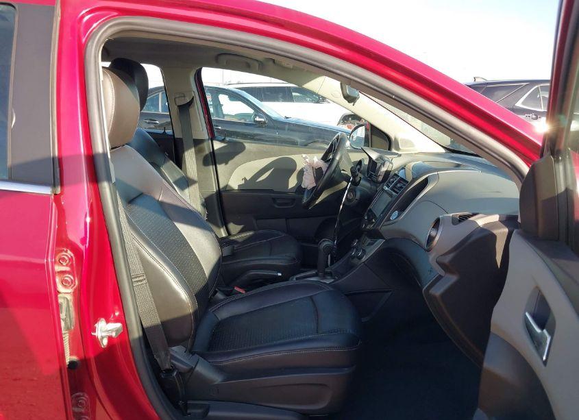 Photo 5 of 2014 Chevrolet Sonic LTZ AUTO (VIN 1G1JE6SB6E4220033)