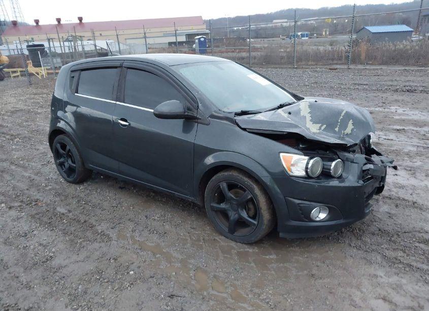 2015 Chevrolet Sonic LTZ AUTO (VIN 1G1JE6SB6F4108656) main photo