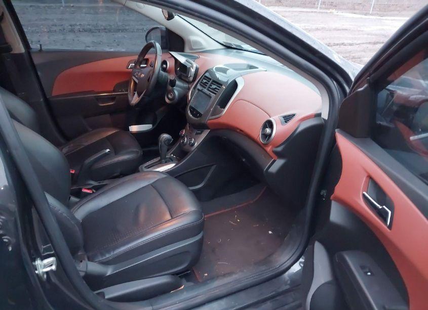 Photo 5 of 2015 Chevrolet Sonic LTZ AUTO (VIN 1G1JE6SB6F4108656)