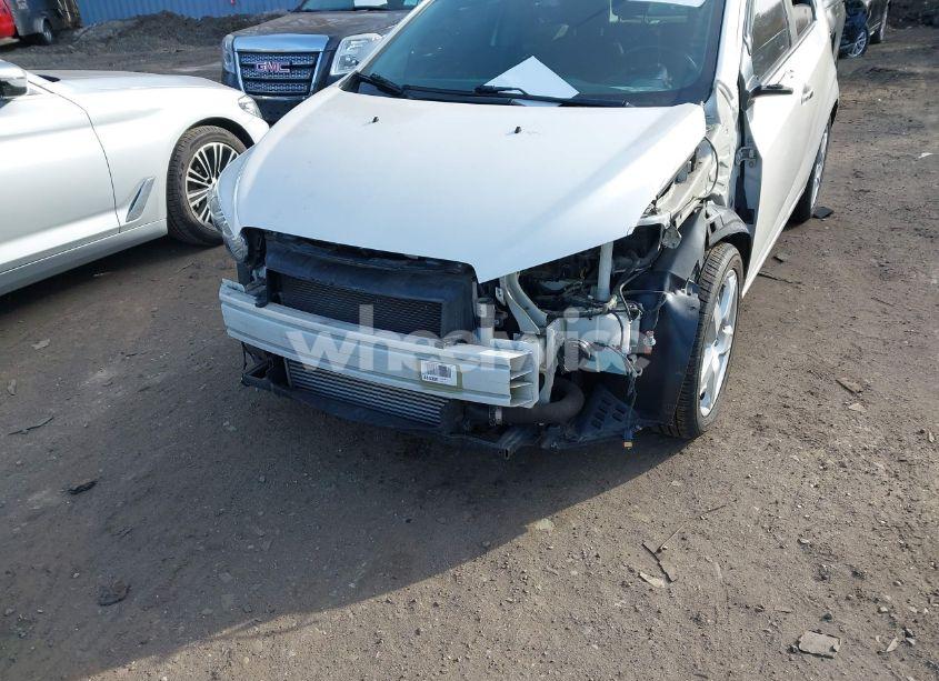 Photo 6 of 2015 Chevrolet Sonic LTZ AUTO (VIN 1G1JE6SB6F4145044)