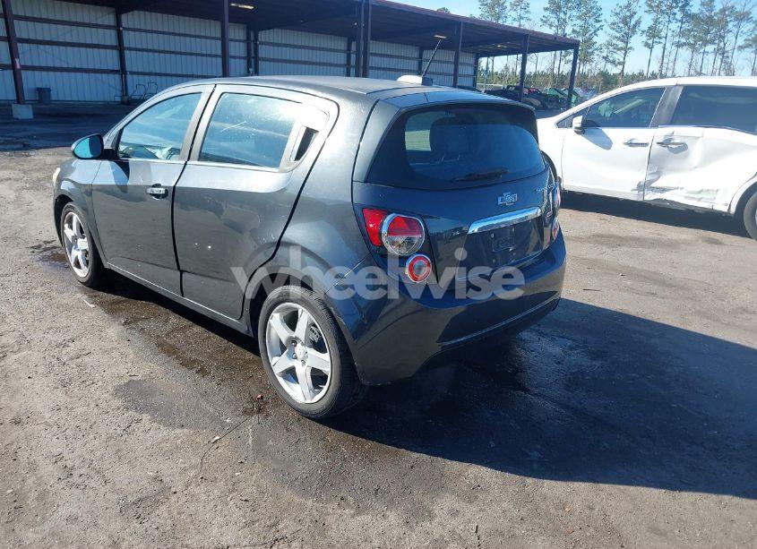 Photo 3 of 2015 Chevrolet Sonic LTZ AUTO (VIN 1G1JE6SB6F4194437)