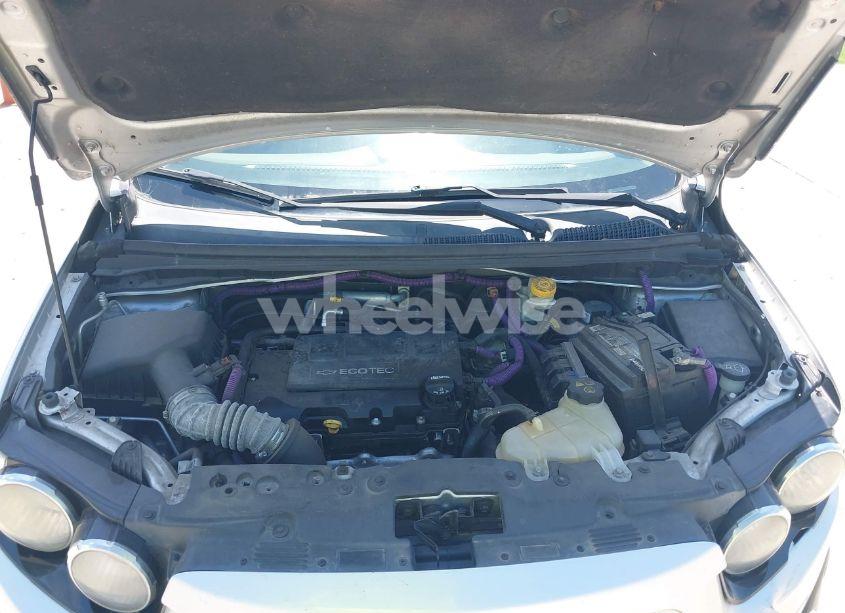 Photo 10 of 2015 Chevrolet Sonic LTZ AUTO (VIN 1G1JE6SB7F4107077)