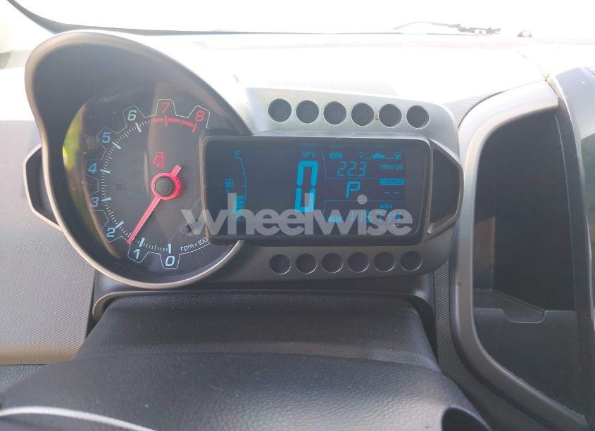 Photo 7 of 2015 Chevrolet Sonic LTZ AUTO (VIN 1G1JE6SB7F4107077)