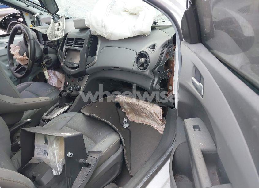 Photo 5 of 2015 Chevrolet Sonic LTZ AUTO (VIN 1G1JE6SB7F4122114)