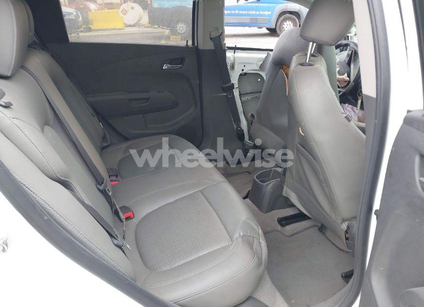 Photo 8 of 2015 Chevrolet Sonic LTZ AUTO (VIN 1G1JE6SB7F4122114)