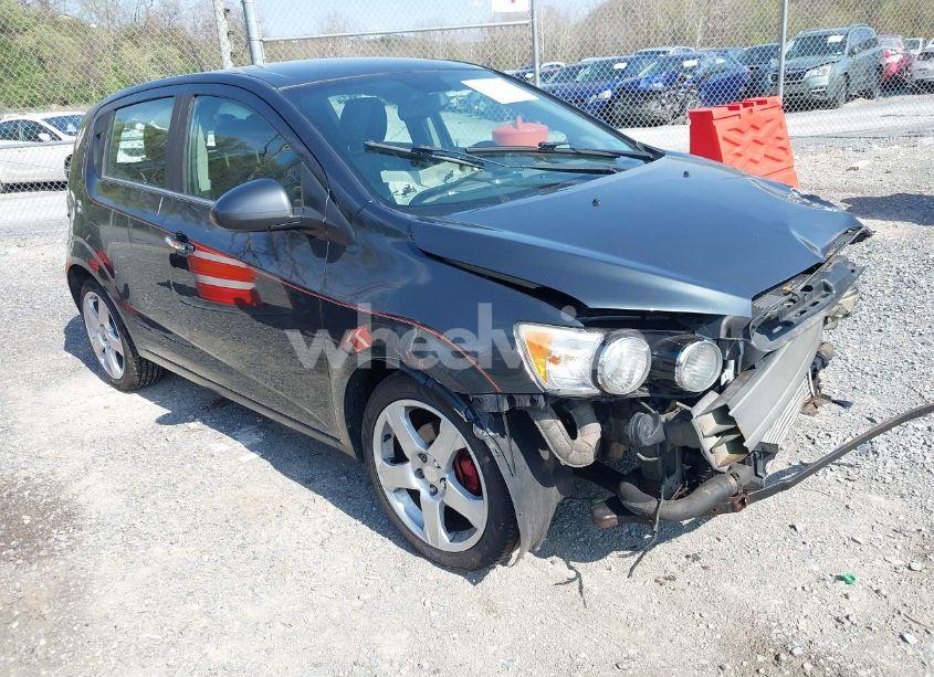 2015 Chevrolet Sonic LTZ AUTO (VIN 1G1JE6SB7F4201542) main photo