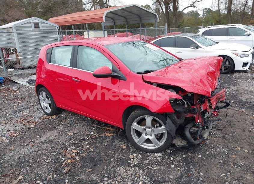 2015 Chevrolet Sonic LTZ AUTO (VIN 1G1JE6SB7F4214727) main photo