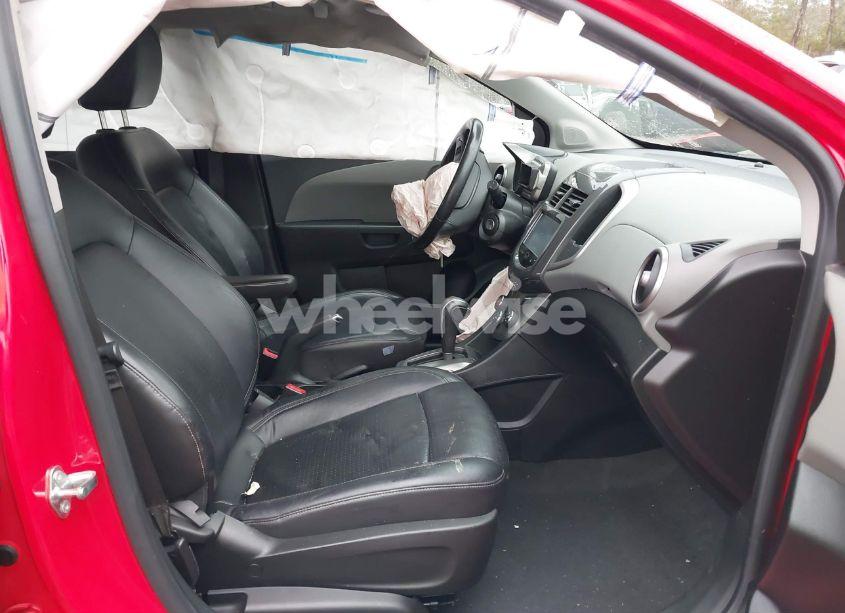 Photo 5 of 2015 Chevrolet Sonic LTZ AUTO (VIN 1G1JE6SB7F4214727)