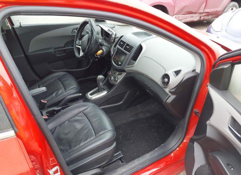 Photo 5 of 2013 Chevrolet Sonic LTZ AUTO (VIN 1G1JE6SB8D4104413)