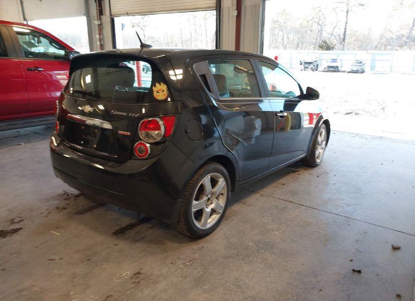 Photo 4 of 2013 Chevrolet Sonic LTZ AUTO (VIN 1G1JE6SB8D4163705)