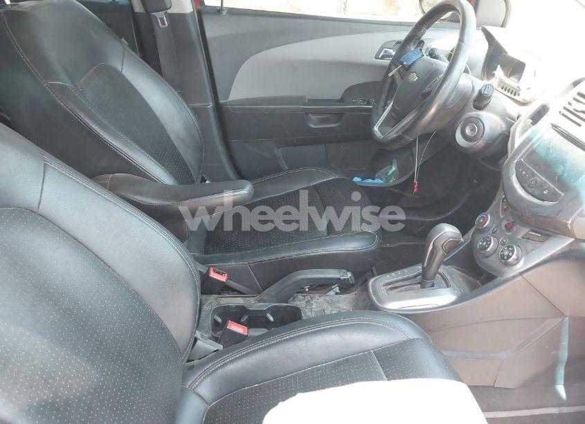 Photo 5 of 2014 Chevrolet Sonic LTZ AUTO (VIN 1G1JE6SB8E4117132)