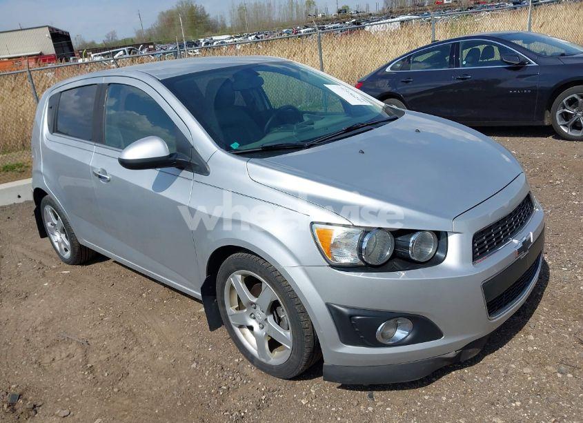2014 Chevrolet Sonic LTZ AUTO (VIN 1G1JE6SB8E4218266) main photo