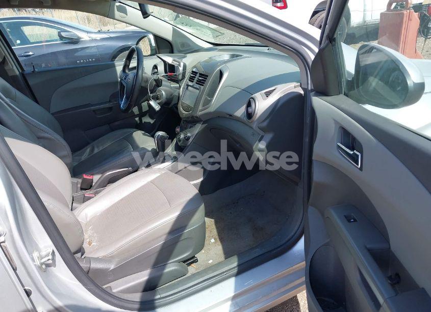 Photo 5 of 2014 Chevrolet Sonic LTZ AUTO (VIN 1G1JE6SB8E4218266)