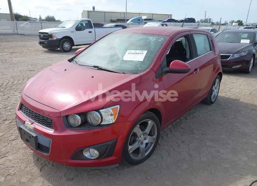 Photo 2 of 2014 Chevrolet Sonic LTZ AUTO (VIN 1G1JE6SB8E4226707)