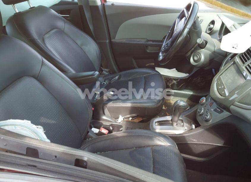 Photo 5 of 2014 Chevrolet Sonic LTZ AUTO (VIN 1G1JE6SB8E4226707)