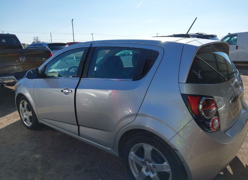 Photo 6 of 2015 Chevrolet Sonic LTZ AUTO (VIN 1G1JE6SB8F4121229)