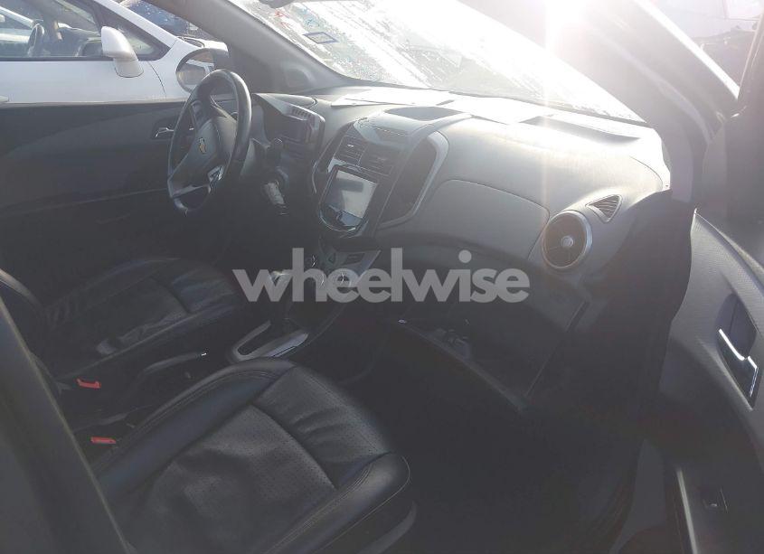 Photo 5 of 2016 Chevrolet Sonic LTZ AUTO (VIN 1G1JE6SB8G4143037)